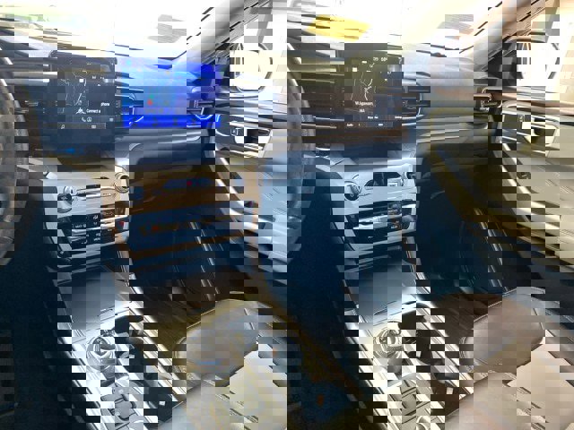 Certified 2022 Ford Explorer XLT w/ Equipment Group 202A image 15