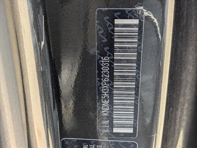 Used 2023 Kia Carnival SX Prestige FWD image 25