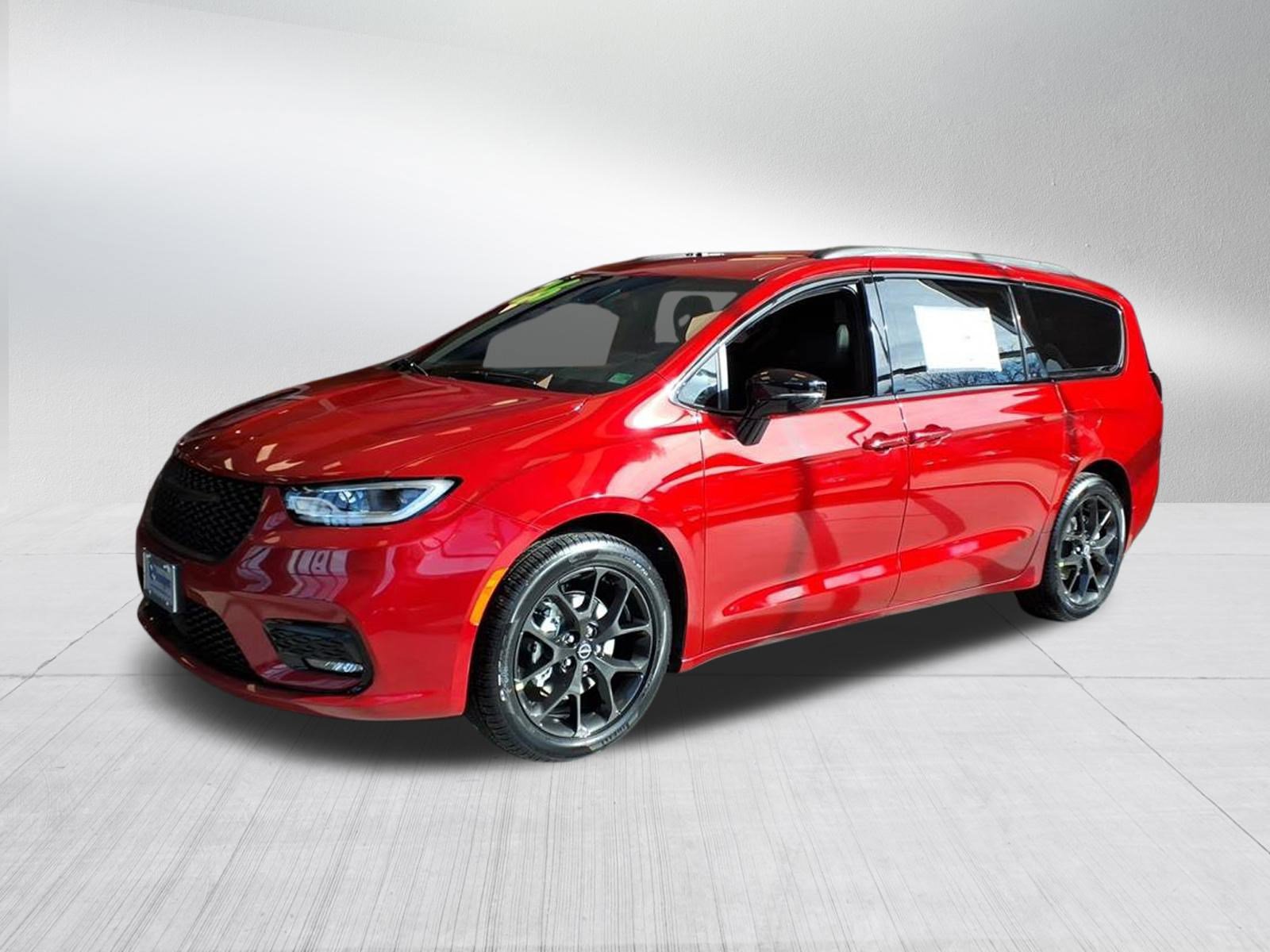 New 2026 Chrysler Pacifica Select image 8