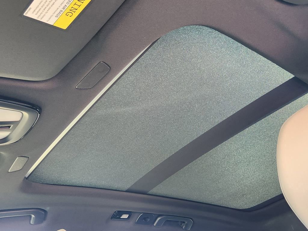 New 2026 Volvo XC60 B5 Plus w/ Protection Package Premier image 17