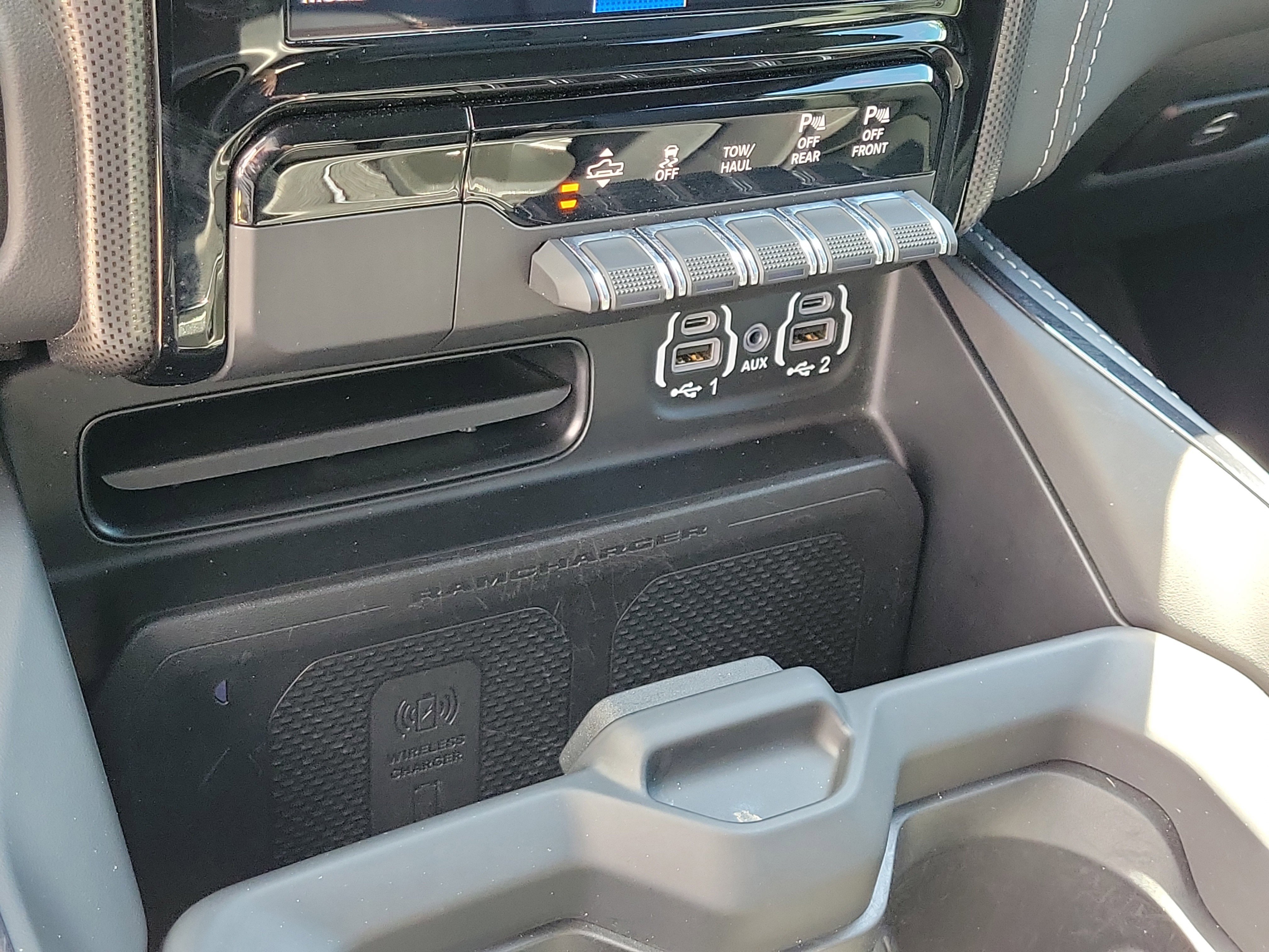 Used 2024 RAM 1500 Limited image 29