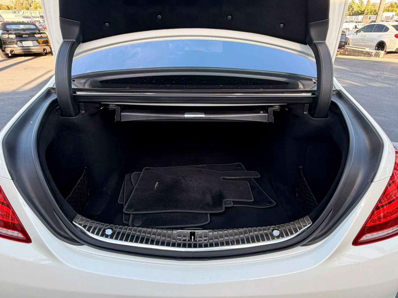 Used 2015 Mercedes-Benz S 550 Sedan image 12