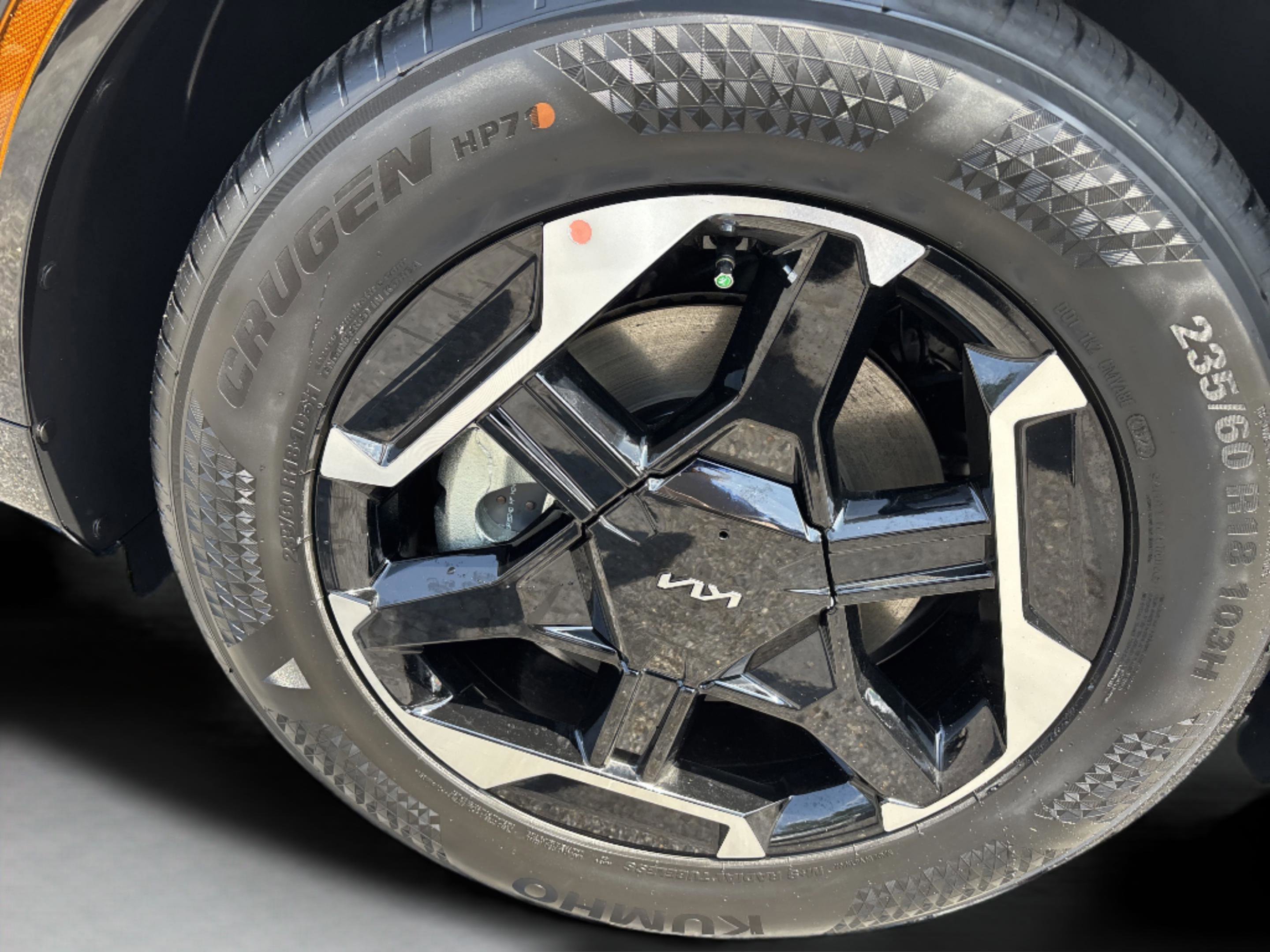 New 2026 Kia Sportage SX image 9