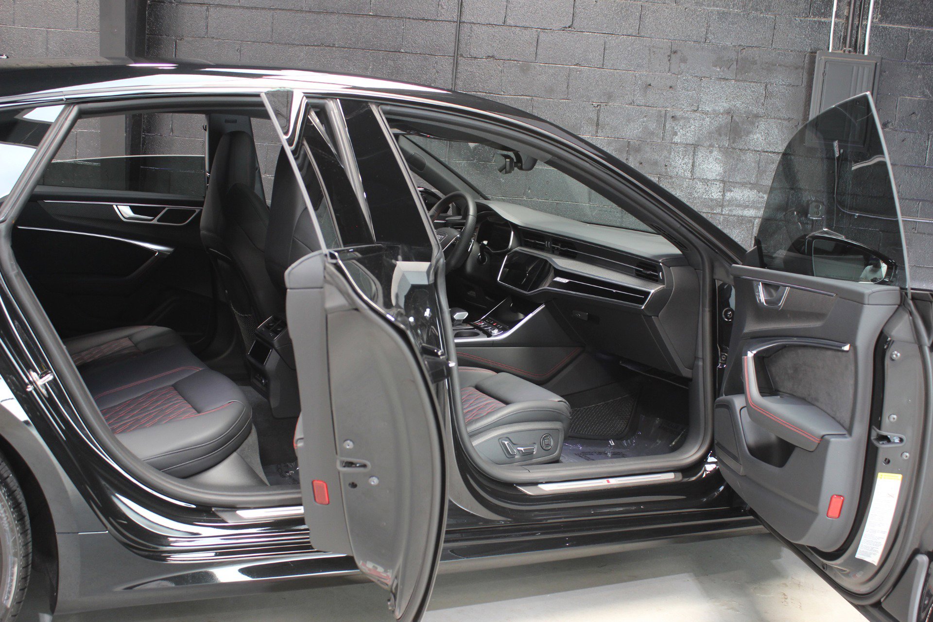 Used 2025 Audi S7 Premium Plus image 25