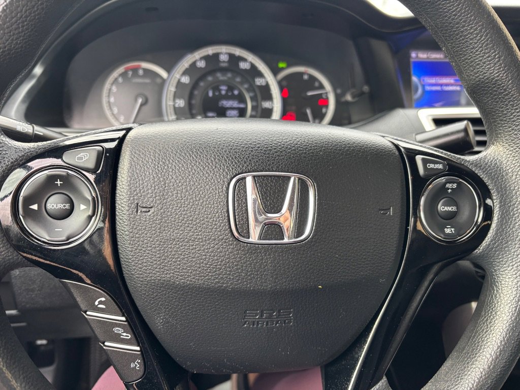 Used 2011 Subaru Outback 2.5i Limited image 32