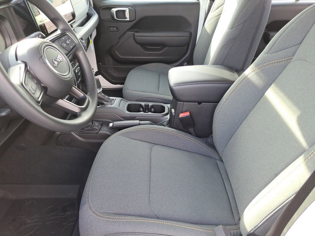 New 2026 Jeep Gladiator Sport image 17