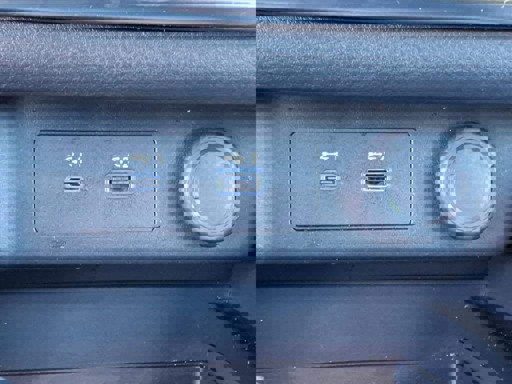 Used 2023 Nissan Rogue SV image 13