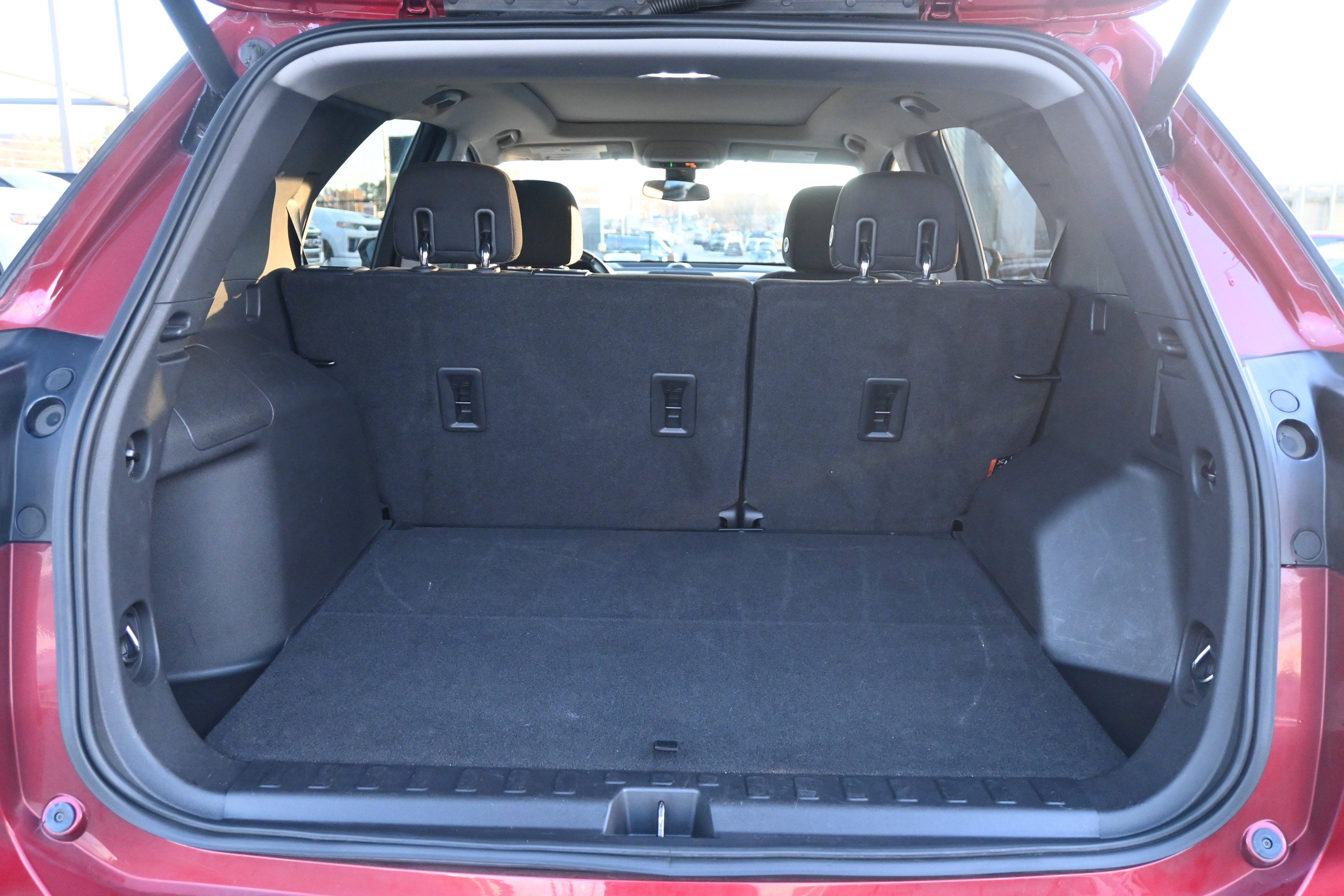 Used 2020 Chevrolet Equinox LT image 34