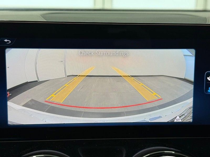 New 2026 Mercedes-Benz GLB 250 4MATIC image 12