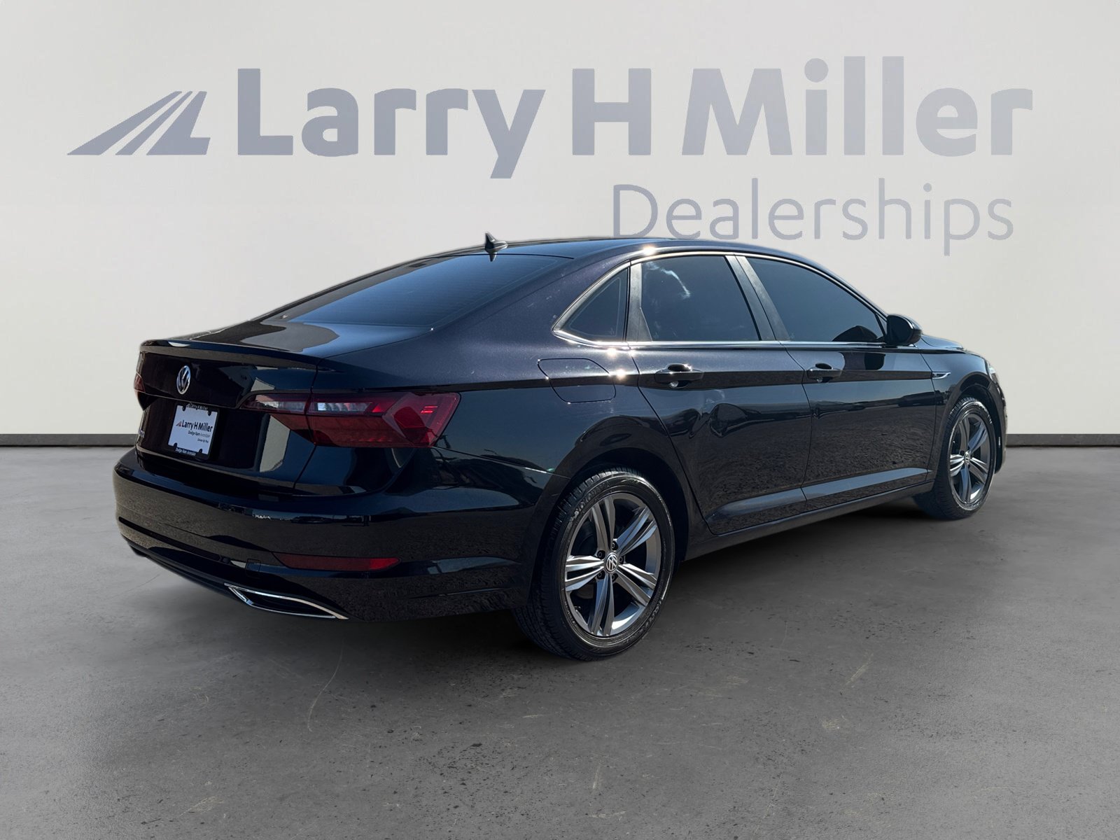Used 2020 Volkswagen Jetta R-Line FWD image 5