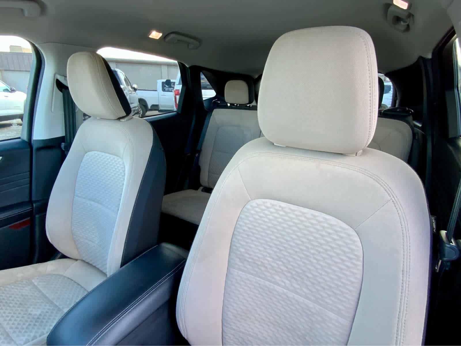 Used 2021 Ford Escape SE image 27