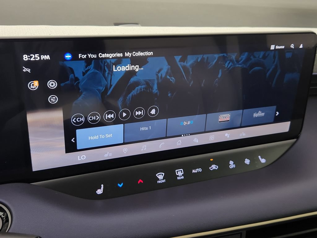 New 2026 Nissan Leaf SV+ w/ Floor Mat Package (SV+) FWD image 19