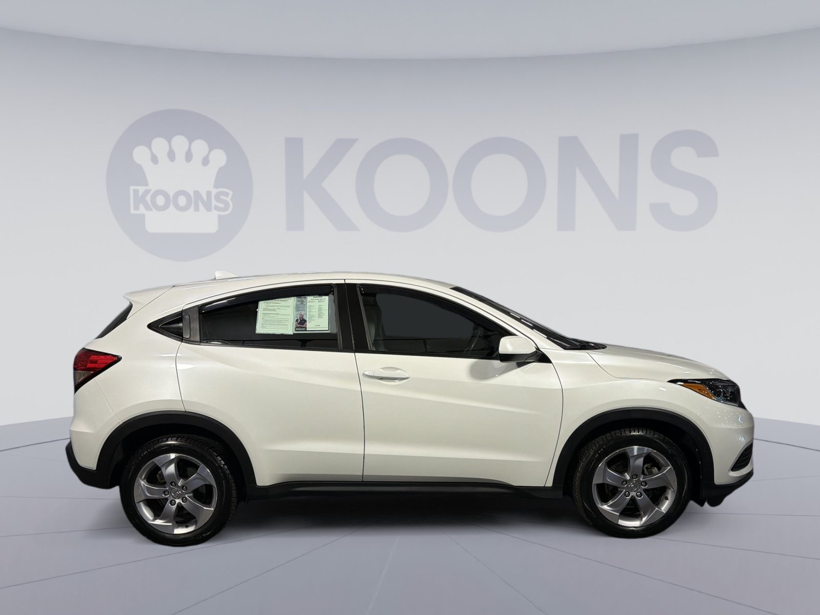 Used 2022 Honda HR-V LX image 4
