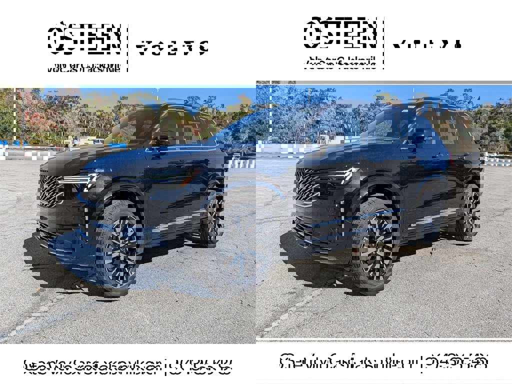 New 2026 Volvo XC90 B5 Core w/ Protection Package Premier