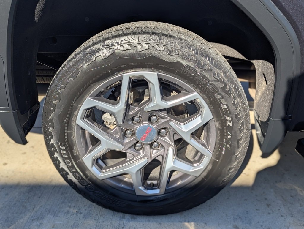 Used 2023 GMC Sierra 1500 SLT w/ SLT Premium Package image 23