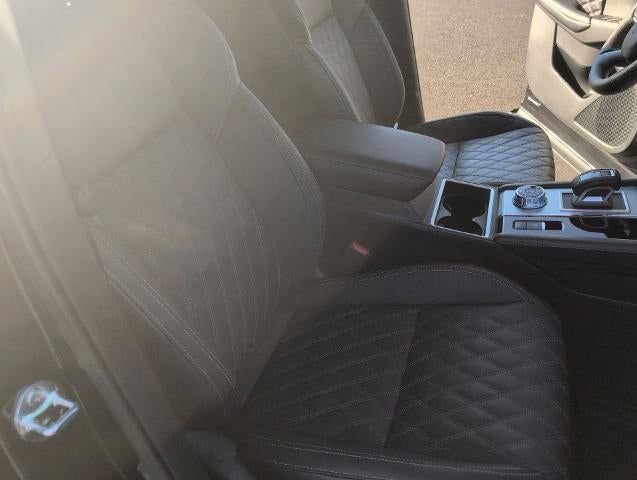 Used 2024 Mitsubishi Outlander SEL image 29