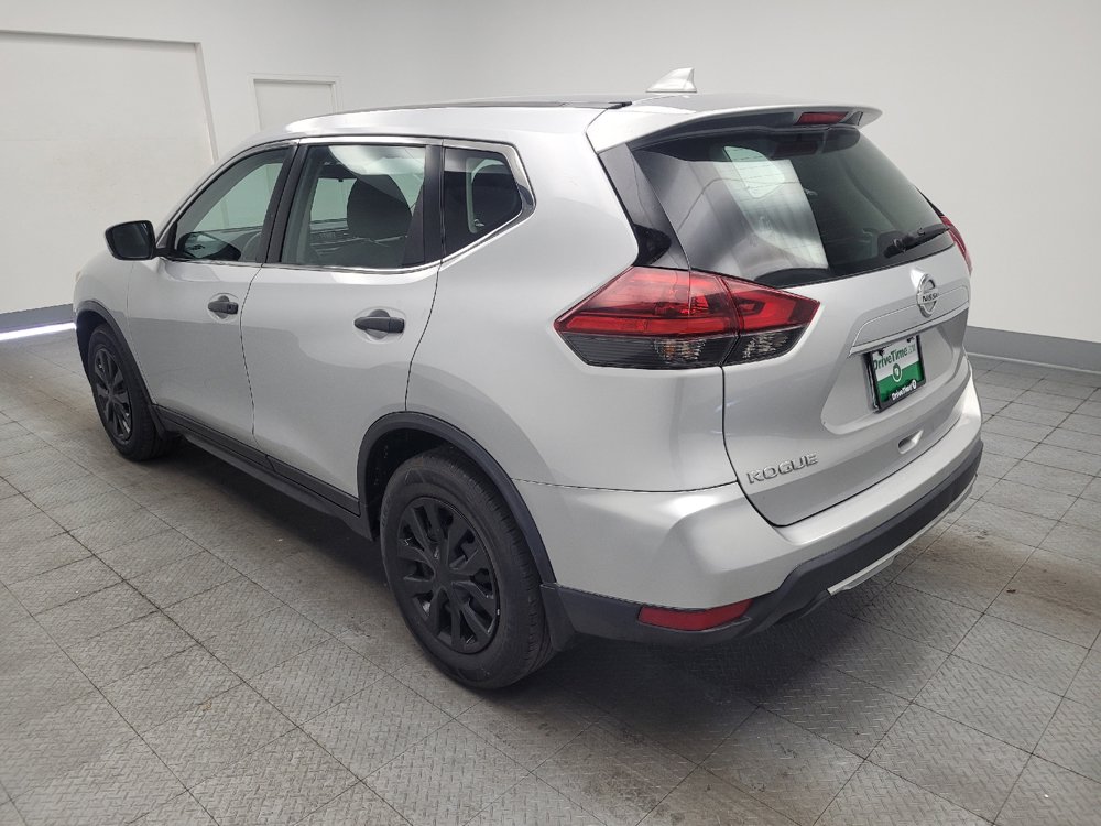 Used 2018 Nissan Rogue S FWD image 5