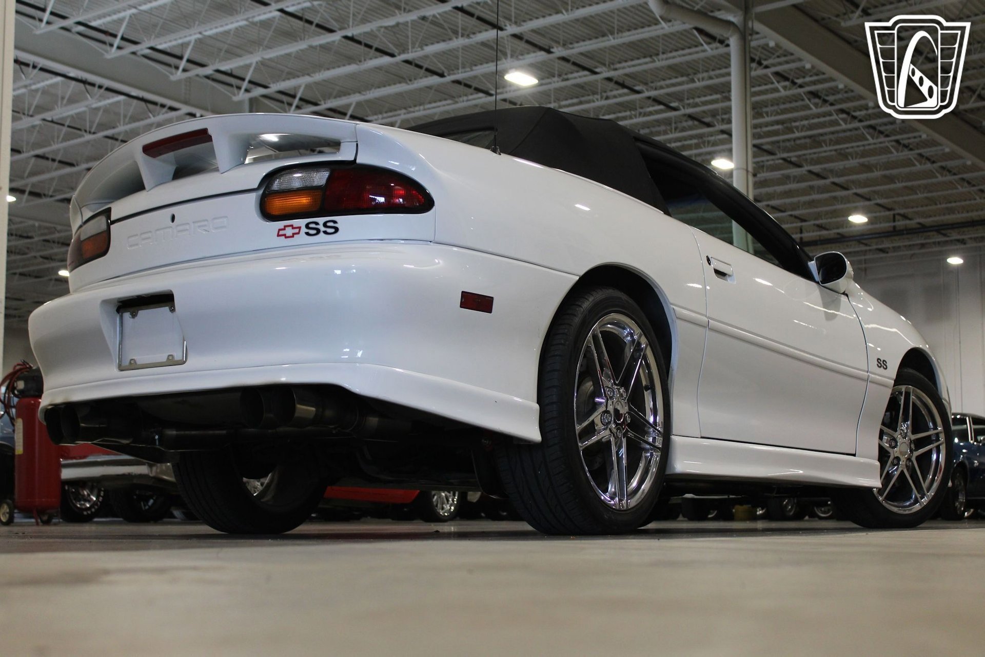 Used 2001 Chevrolet Camaro Z28 w/ SS Performance/Appearance Pkg RWD image 16