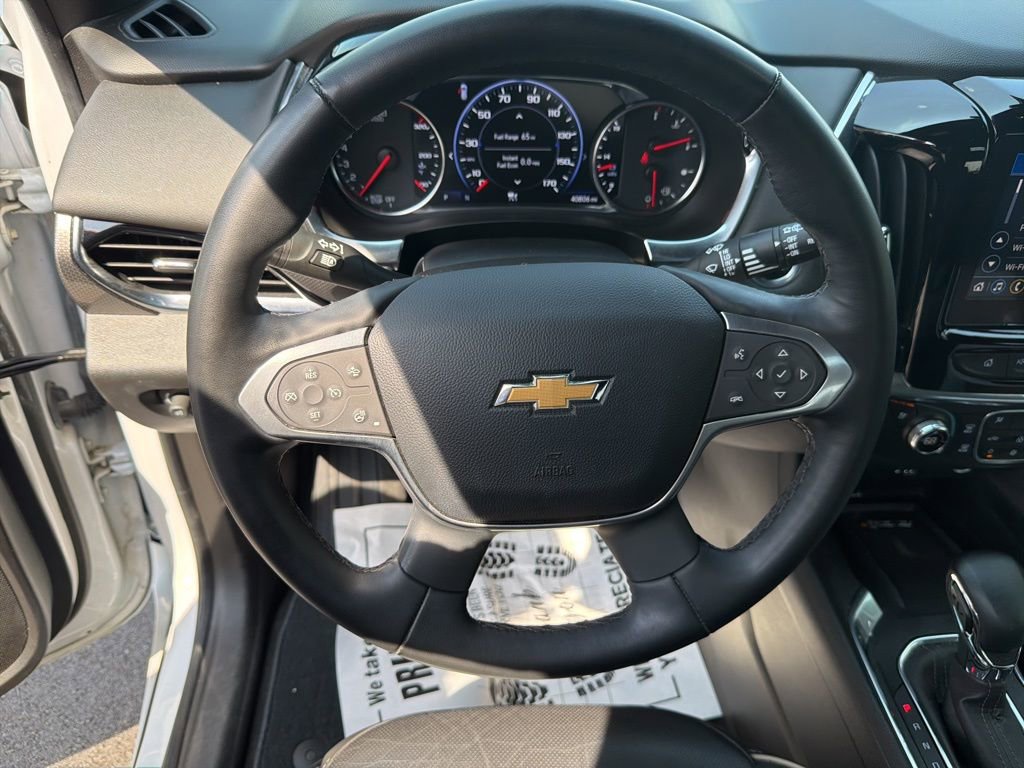 Used 2023 Chevrolet Traverse Premier image 19
