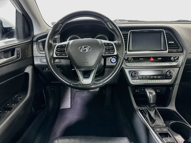 Used 2019 Hyundai Sonata Limited w/ Ultimate Package 04 FWD image 29