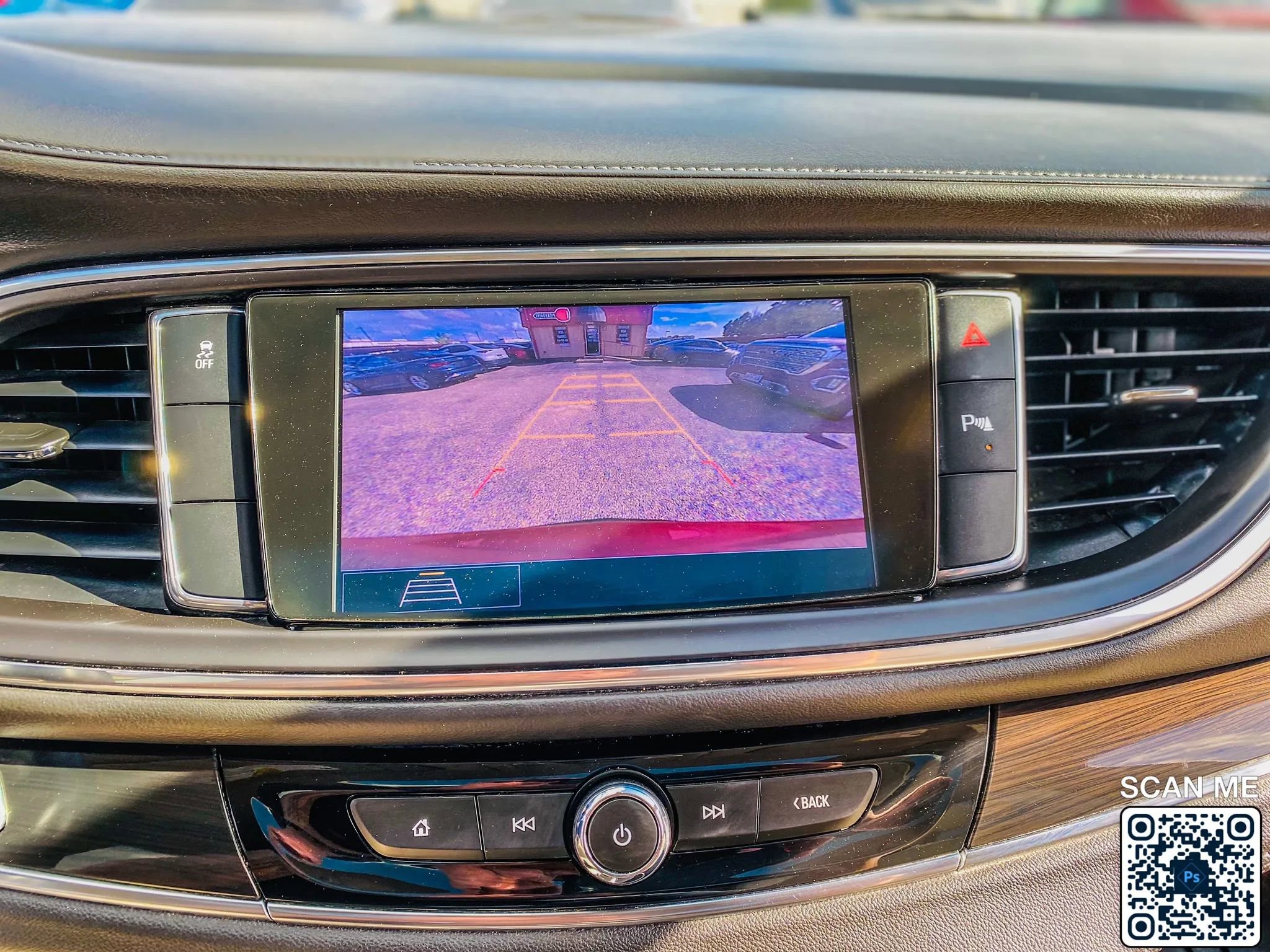 Used 2020 Buick Enclave Essence w/ Sport Touring Edition FWD image 37