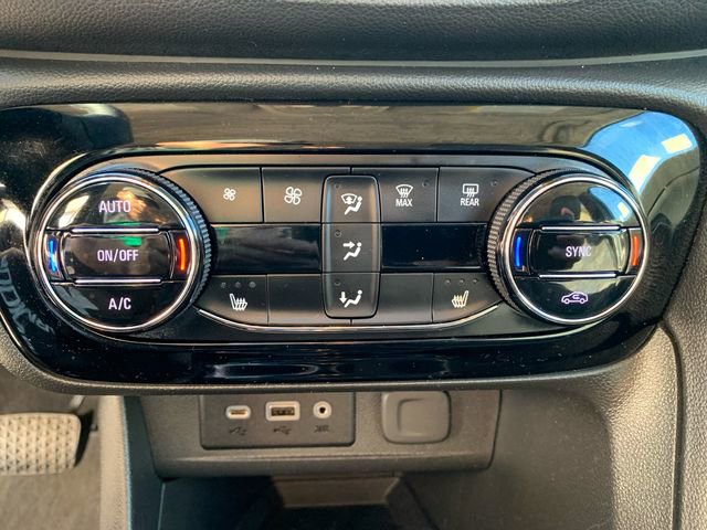 Used 2023 Buick Encore GX Select w/ Safety Package II image 28