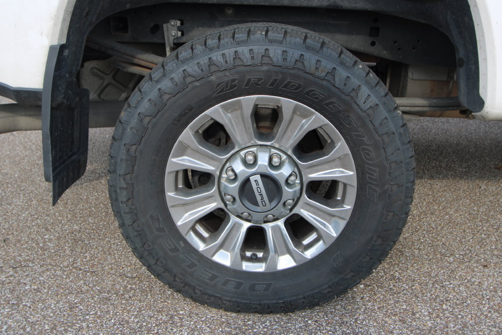 Used 2019 Ford F250 Lariat w/ Lariat Ultimate Package AWD/4WD image 11