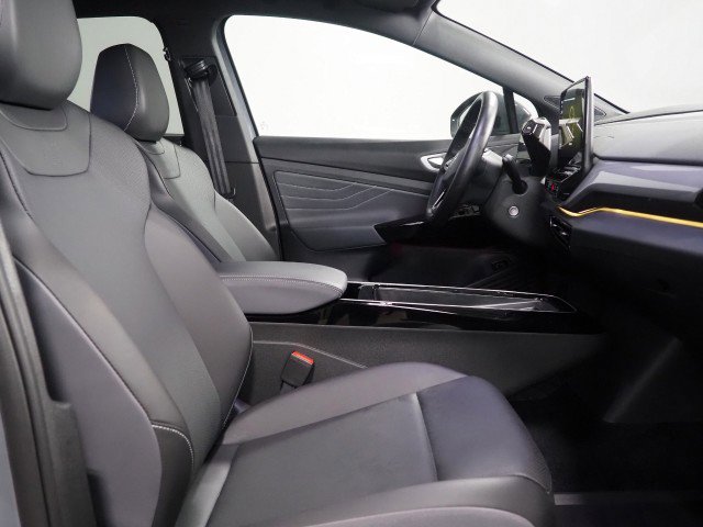 Used 2024 Volkswagen ID.4 S image 15