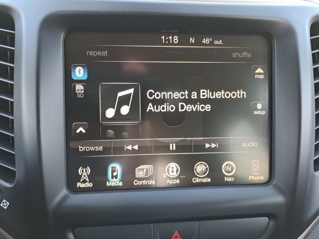 Used 2017 Jeep Cherokee Limited image 21