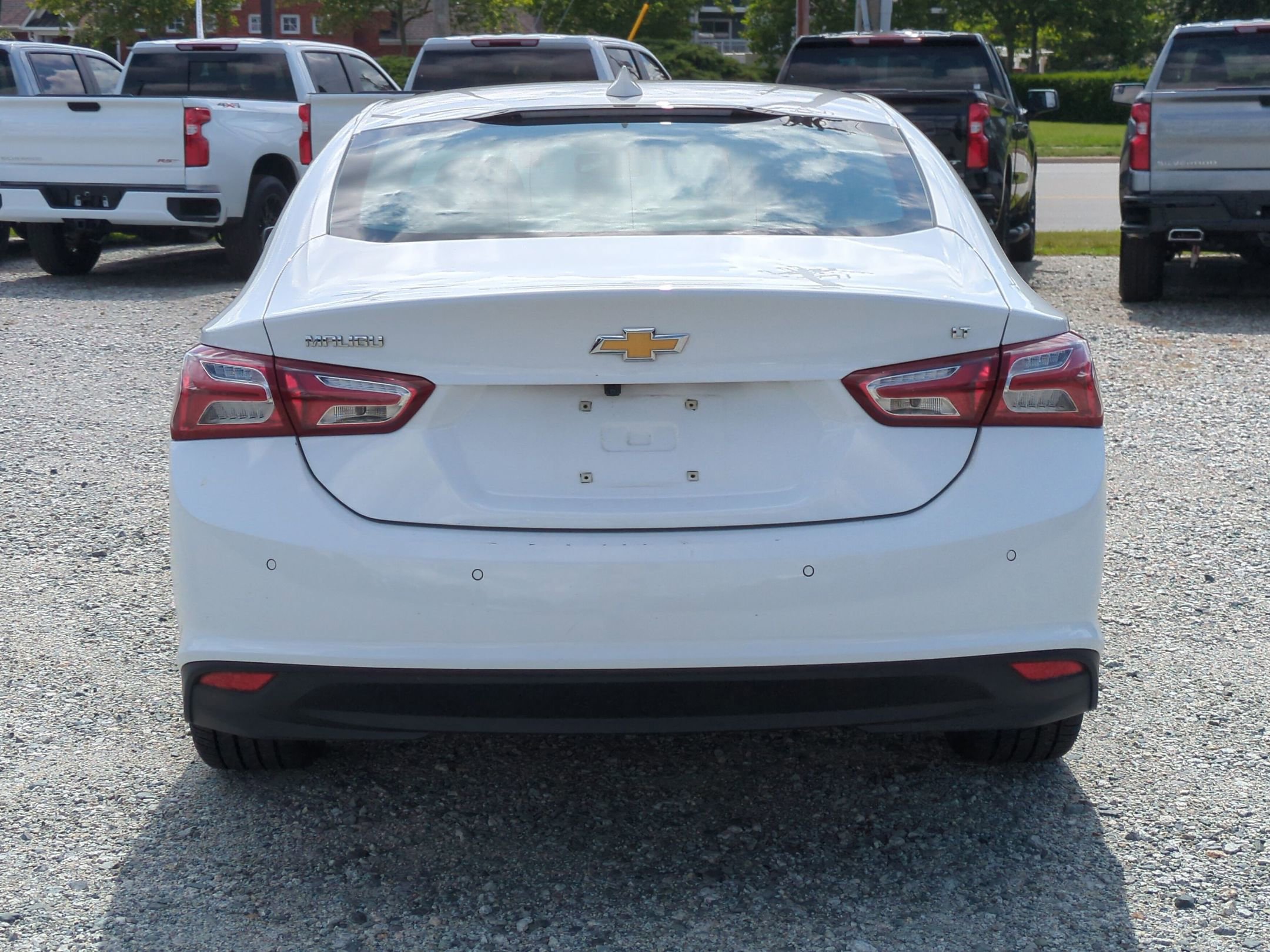 Used 2024 Chevrolet Malibu LT FWD image 9