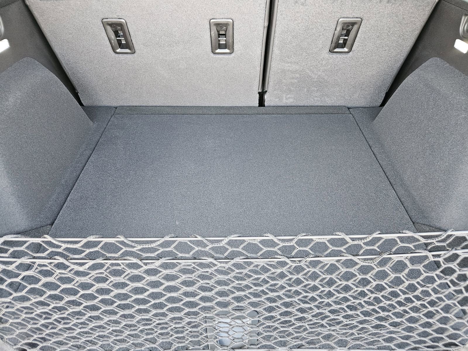 New 2026 Cadillac XT5 Luxury image 30