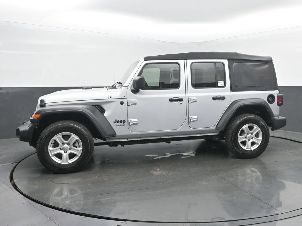 Used 2022 Jeep Wrangler Unlimited Sport AWD/4WD image 2