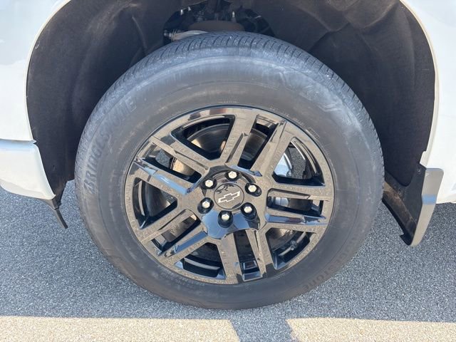 Used 2023 Chevrolet Silverado 1500 Custom image 10