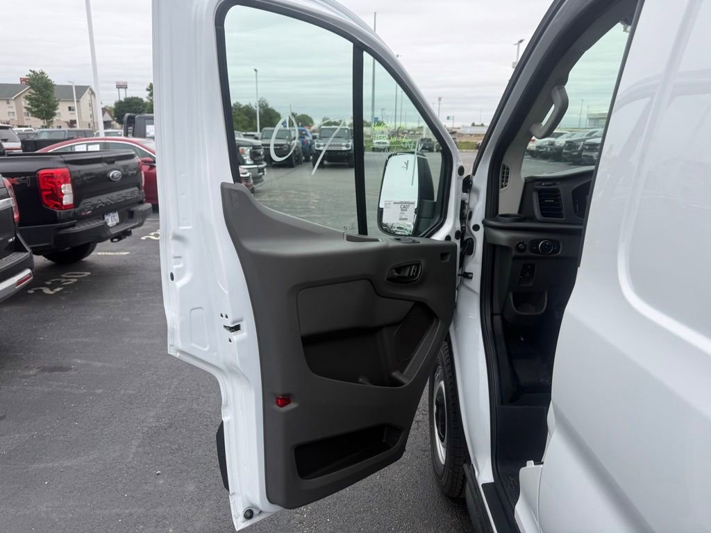 New 2026 Ford Transit 250 Low Roof w/ Load Area Protection Package RWD image 10