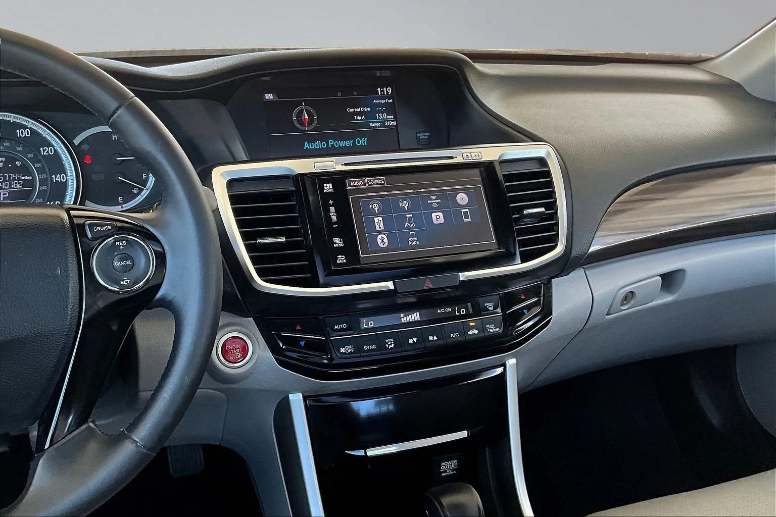 Used 2017 Honda Accord EX-L image 9