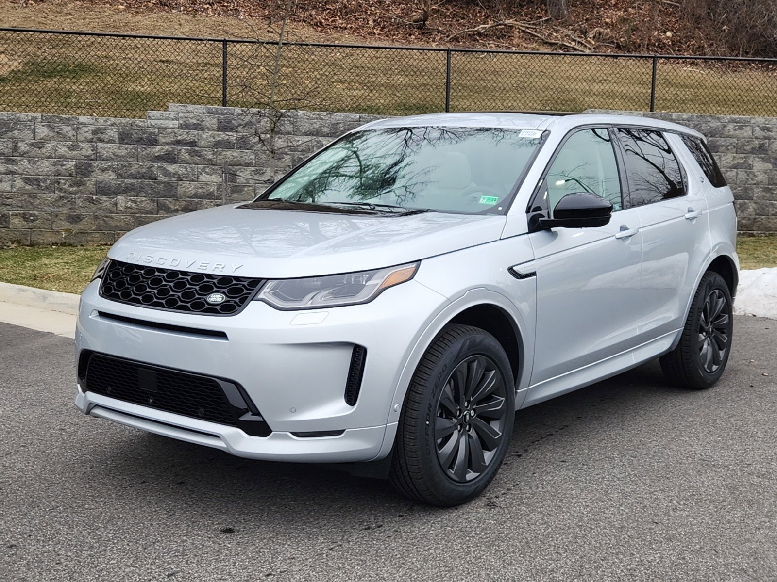 New 2025 Land Rover Discovery Sport S