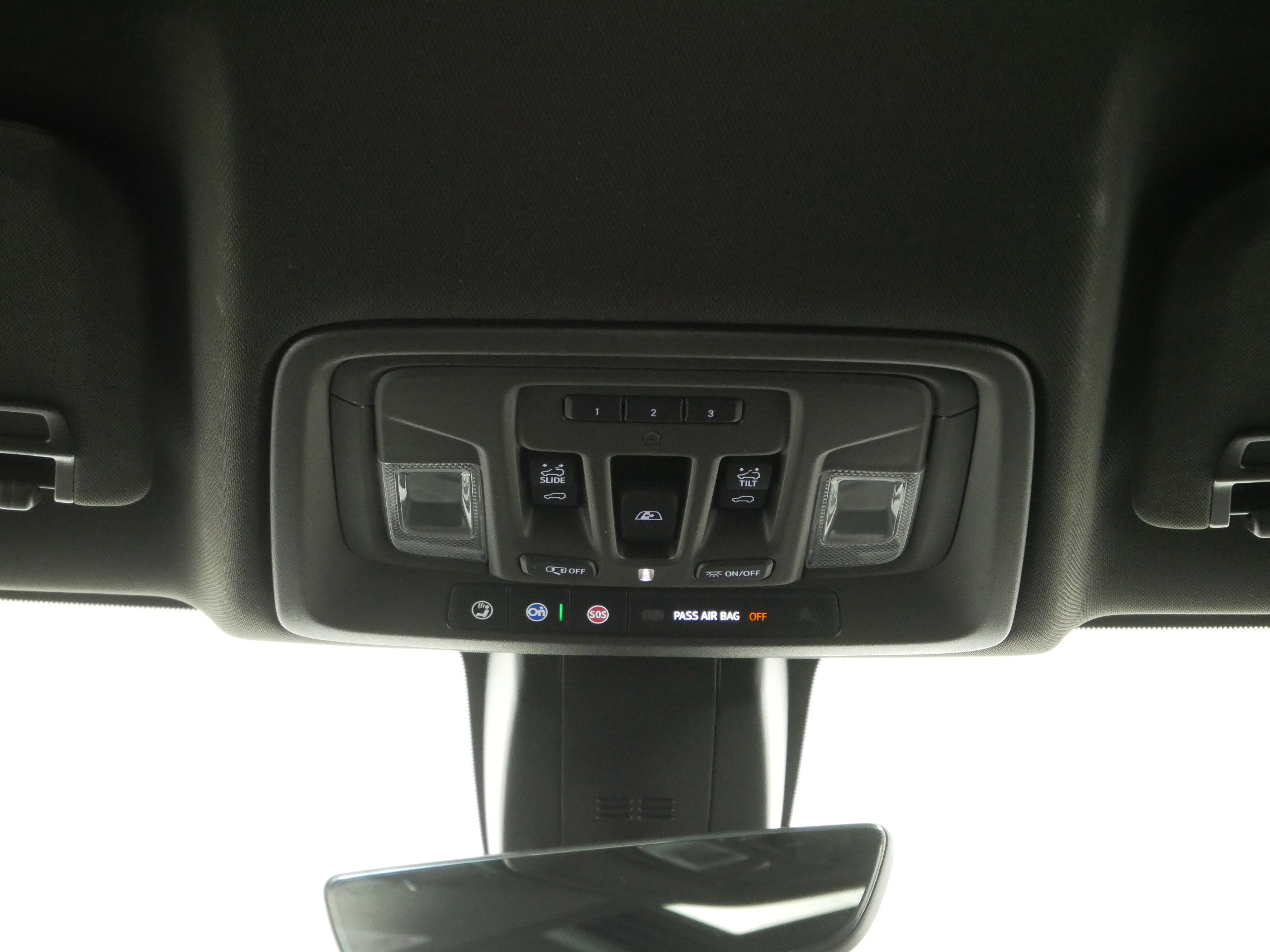 Used 2021 GMC Sierra 3500 Denali w/ Denali Ultimate Package AWD/4WD image 22