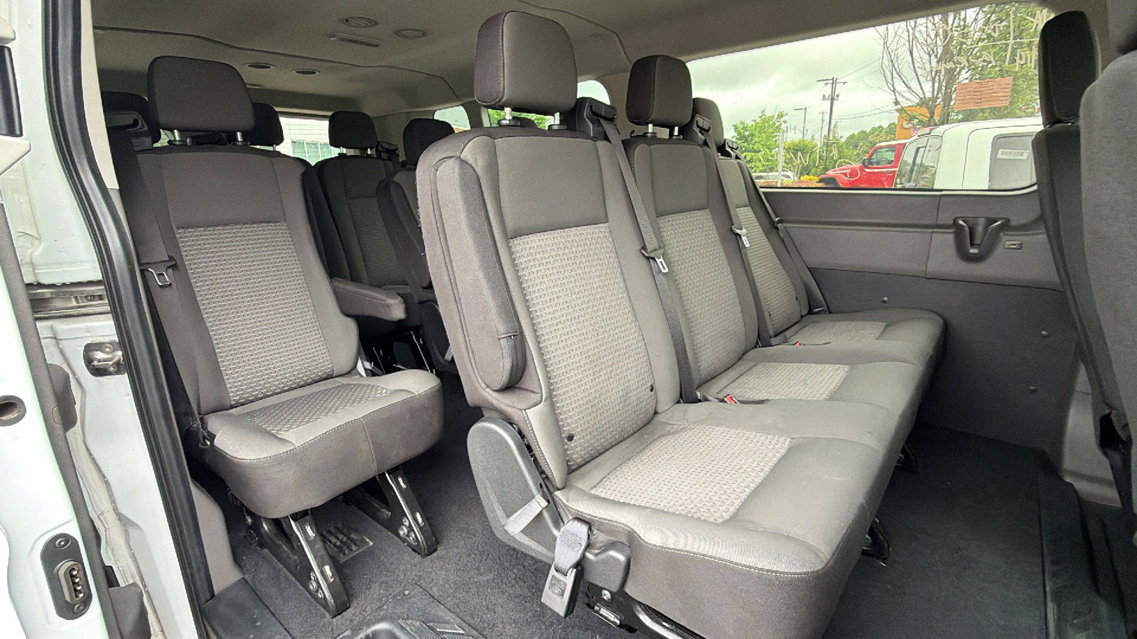 Used 2025 Ford Transit 350 XLT RWD image 20