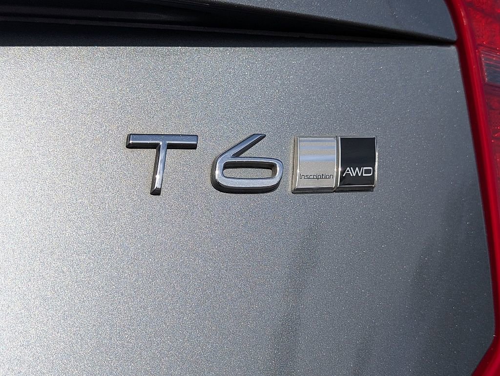 Used 2017 Volvo XC90 T6 Inscription w/ Vision Package image 13