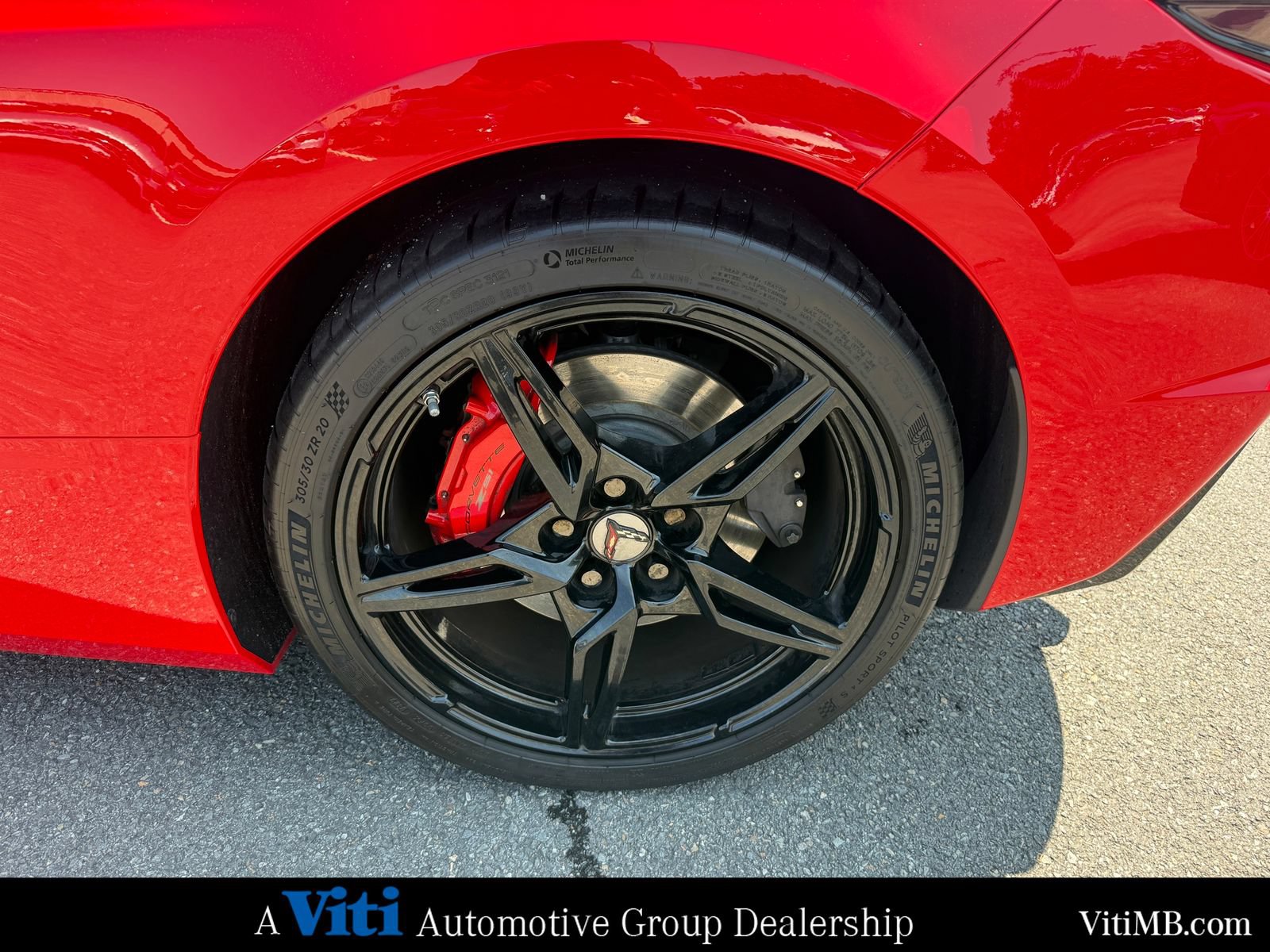 Used 2020 Chevrolet Corvette Stingray Premium Cpe w/ 3LT Preferred Equipment Group RWD image 17