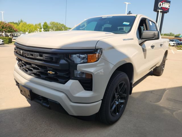 Used 2026 Chevrolet Silverado 1500 Custom RWD image 3