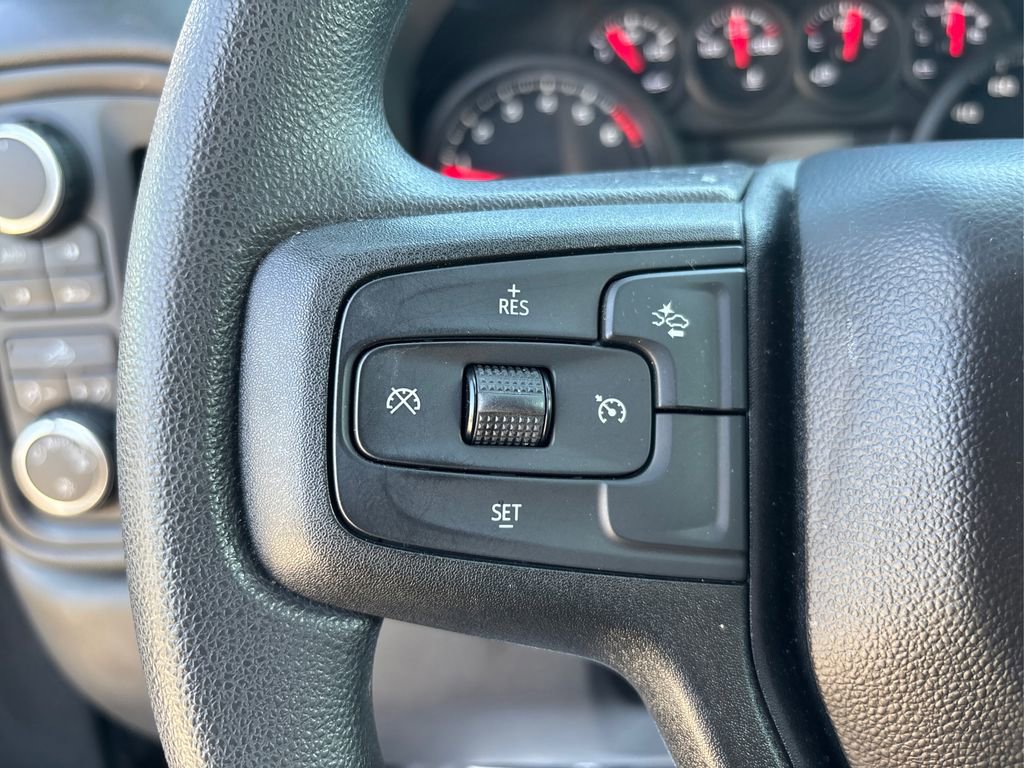 Used 2023 Chevrolet Silverado 1500 Custom image 35