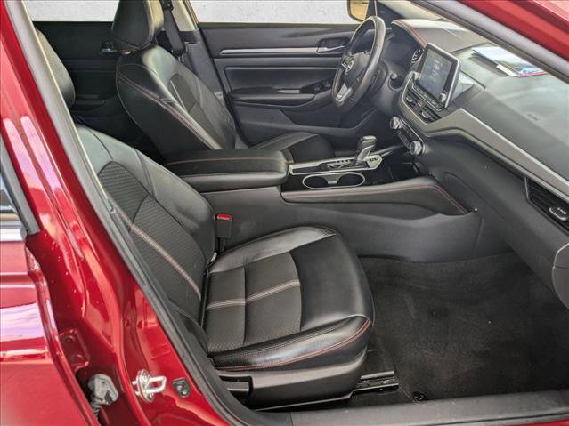 Used 2024 Nissan Altima 2.5 SR image 18