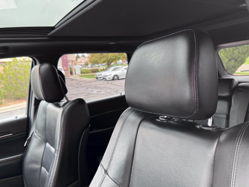 Used 2019 Jeep Grand Cherokee Limited w/ Luxury Group II AWD/4WD image 23