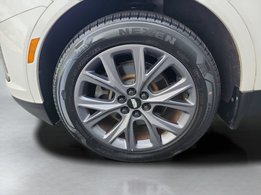 Used 2019 Cadillac XT5 Luxury w/ LPO, Black Ice Package AWD/4WD image 35