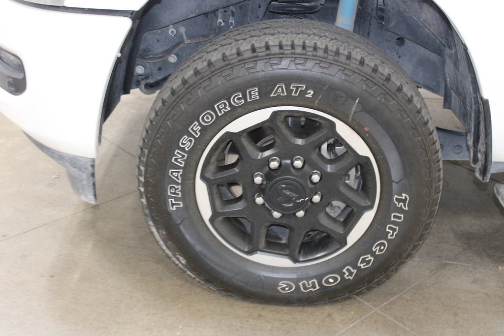 Used 2025 RAM 2500 Laramie AWD/4WD image 36