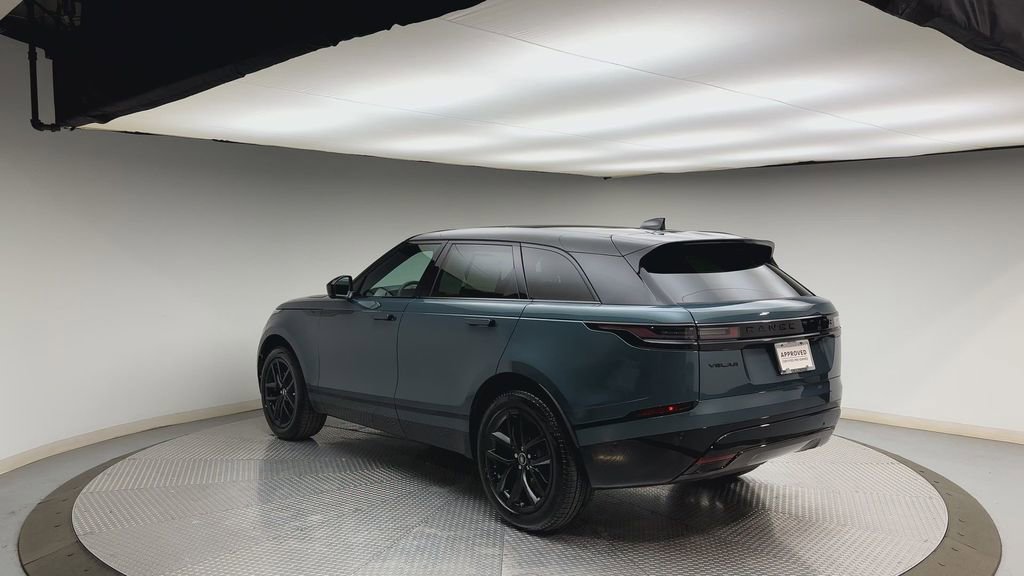 Certified 2026 Land Rover Range Rover Velar Dynamic SE AWD/4WD image 4