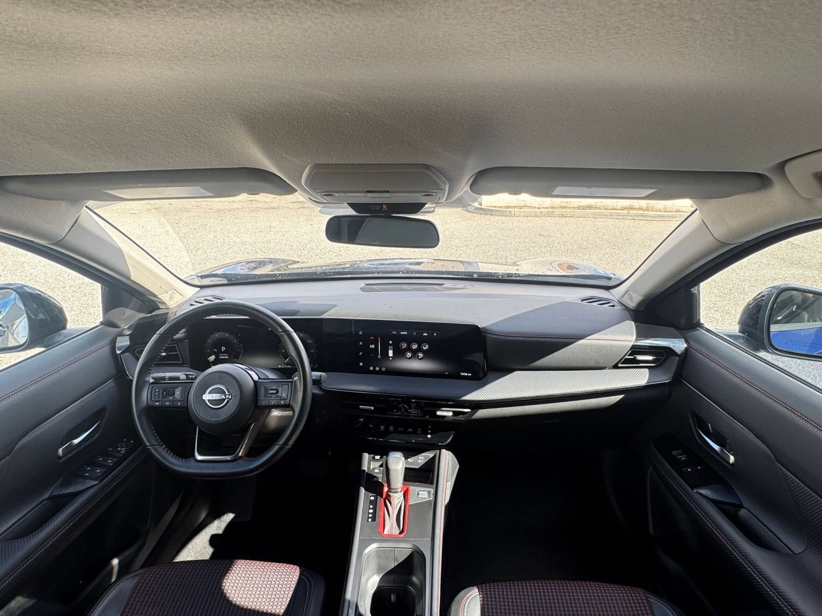 Used 2026 Nissan Kicks SR FWD image 32