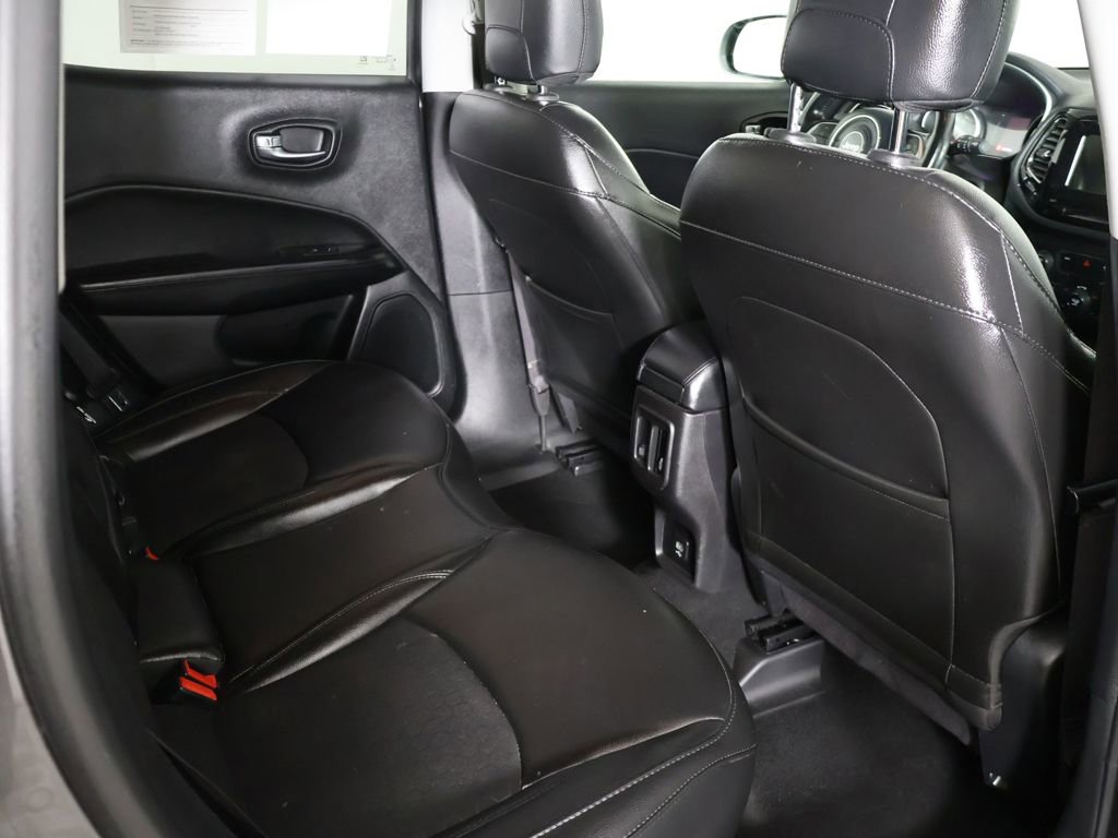 Used 2020 Jeep Compass Latitude AWD/4WD image 24