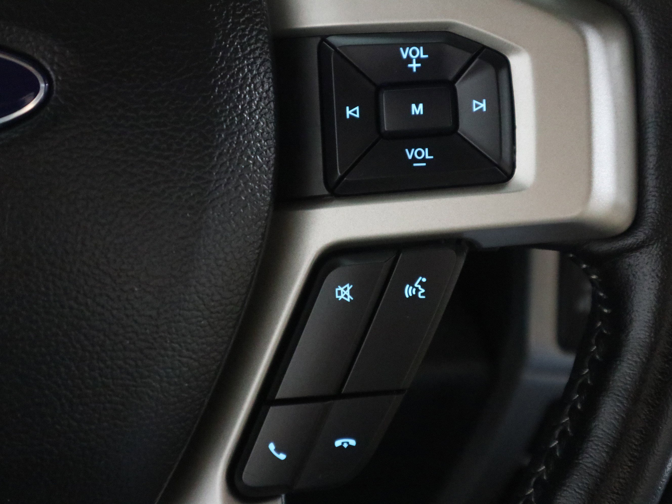 Used 2022 Ford F250 Lariat w/ Tremor Off-Road Package AWD/4WD image 26